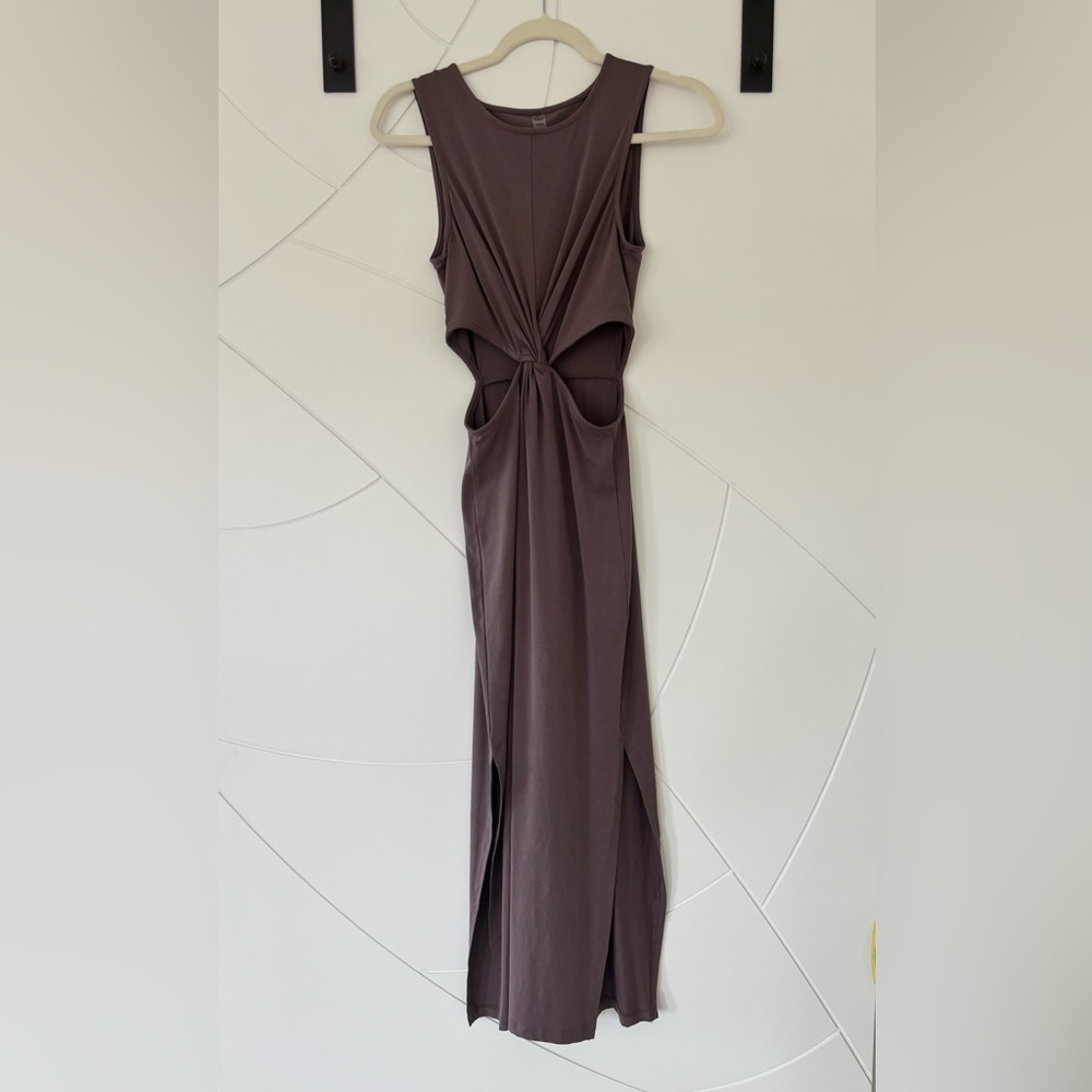 NWOT Beyond Yoga Around The World Front Twist Dress - Woodland - Sz XS